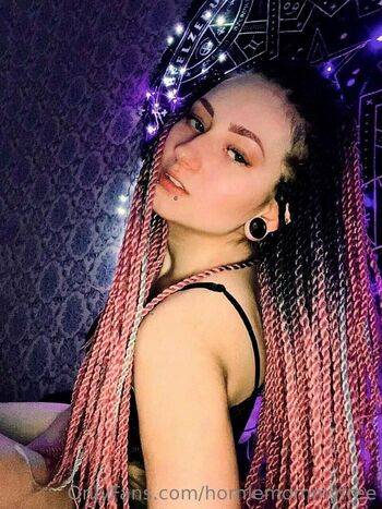 Full leaked Horniemommyfree private onlyfans photo