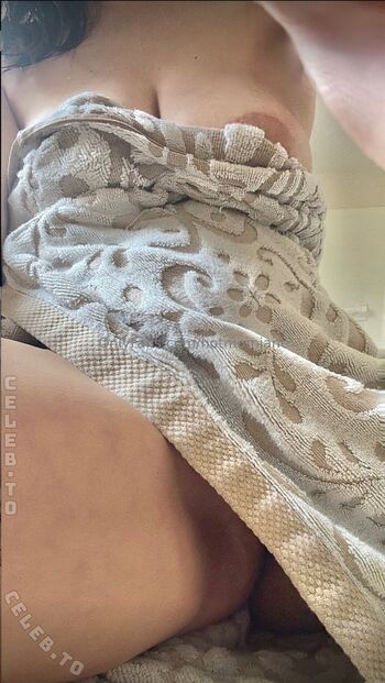 Hotmomjane