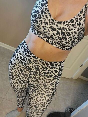 Full leaked Hotwife brooke private onlyfans photo