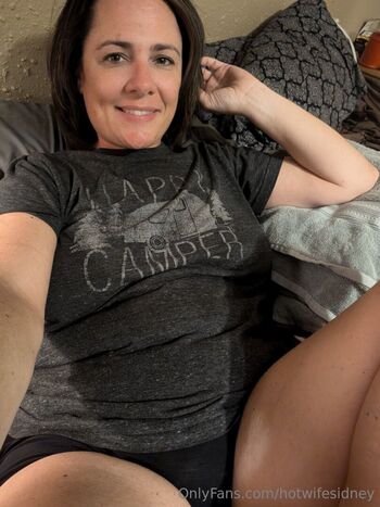 hotwifesidney
