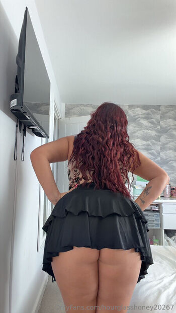Full leaked Hourglasshoney page private onlyfans photo