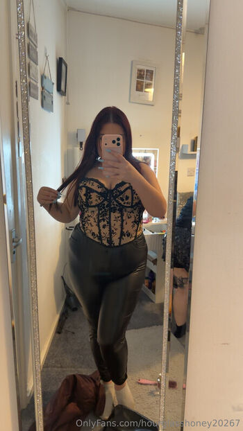 Full leaked Hourglasshoney page private onlyfans photo
