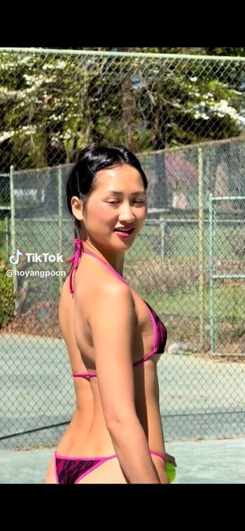 Full leaked Hoyangpoon private onlyfans photo