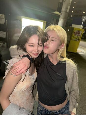 Huh Yunjin 허윤진