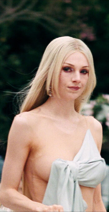 Full leaked Hunter schafer private onlyfans photo