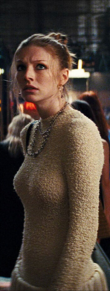 Full leaked Hunter schafer page private onlyfans photo