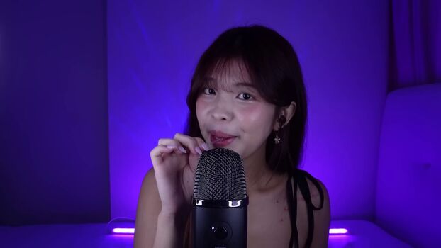 Full leaked Hweeyuu private onlyfans photo