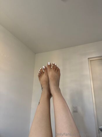 hylian.feet