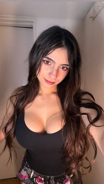 Full leaked Iaaras  page private onlyfans photo