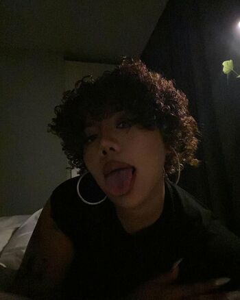 Full leaked Iamchihuchakbo page private onlyfans photo