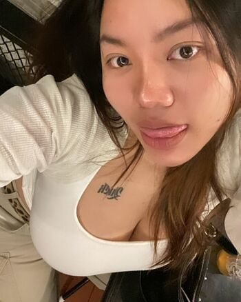 Full leaked Iamchihuchakbo page private onlyfans photo