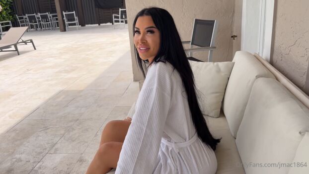 Full leaked Iamkimcashian private onlyfans photo