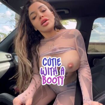 Full leaked Iamkimcashian private onlyfans photo