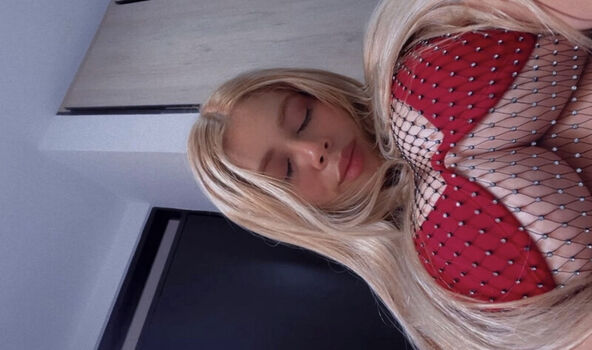 Full leaked Idanielavilla private onlyfans photo