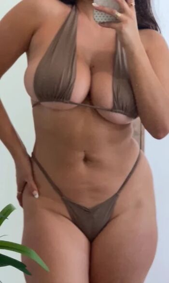 Full leaked Iheartsarita private onlyfans photo