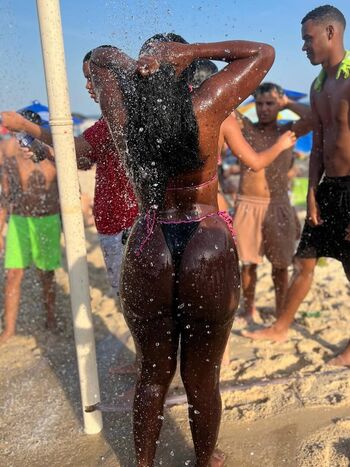 Full leaked Iiancaalmeida private onlyfans photo