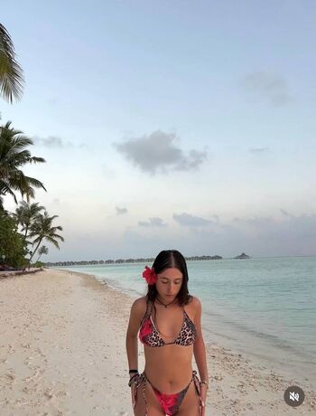 Full leaked Iits chiaraa private onlyfans photo