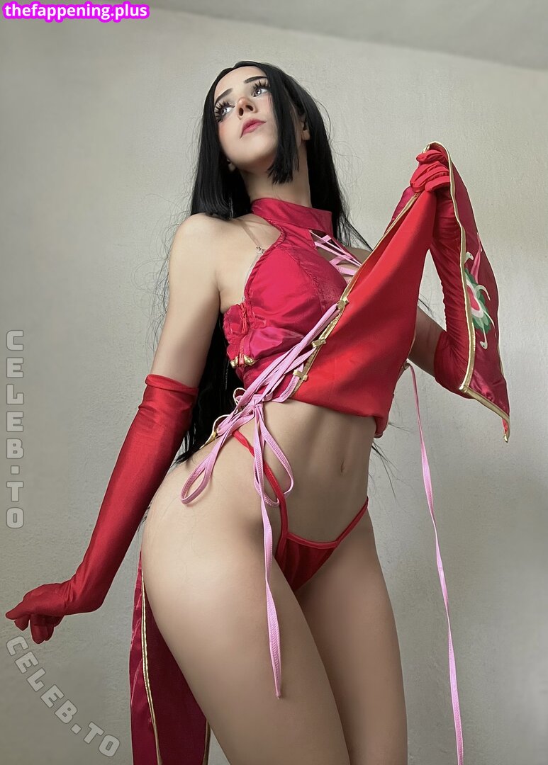https: / iiitshina / iitshina / iitshinauwu Фото оголеного OnlyFans #141