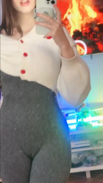 Full leaked Ijennz private onlyfans photo