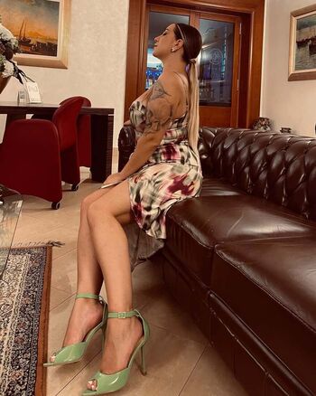 Full leaked Ilaria carbonaro page private onlyfans photo