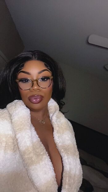 Full leaked Ilooklikebaae page private onlyfans photo