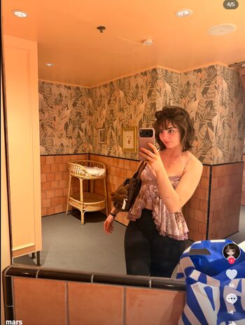 Full leaked Iloveeskyrim private onlyfans photo