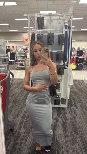 Full leaked Ilovekyliee private onlyfans photo