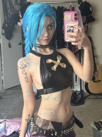 Full leaked Iluvmeww page private onlyfans photo