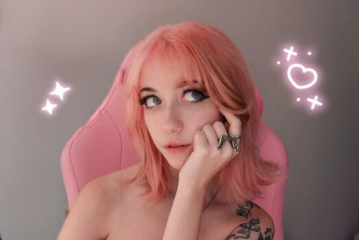 Full leaked Iluvmeww page private onlyfans photo