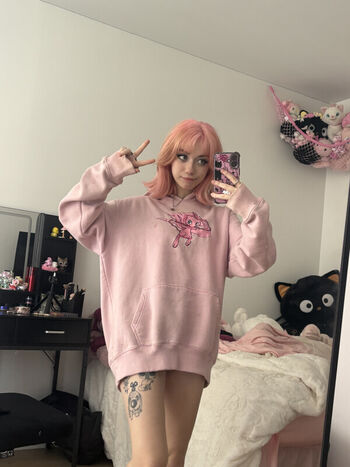 Full leaked Iluvmeww page private onlyfans photo