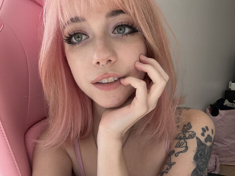 Full leaked Iluvmeww page private onlyfans photo