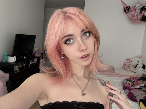 Full leaked Iluvmeww page private onlyfans photo