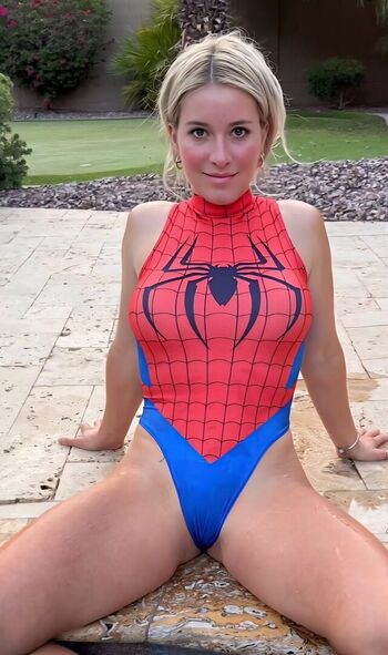 Full leaked Imaubreykeys private onlyfans photo