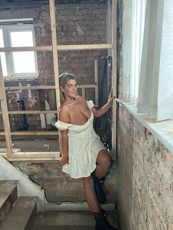 Full leaked Imogen grace itsimogengrace private onlyfans photo