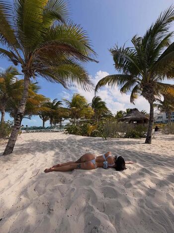 Full leaked Imoszka private onlyfans photo