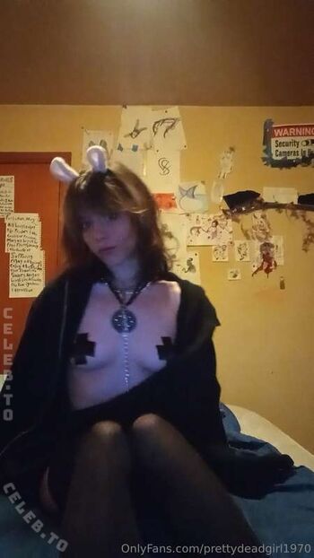 Full leaked Imprettydeadgirl private onlyfans photo