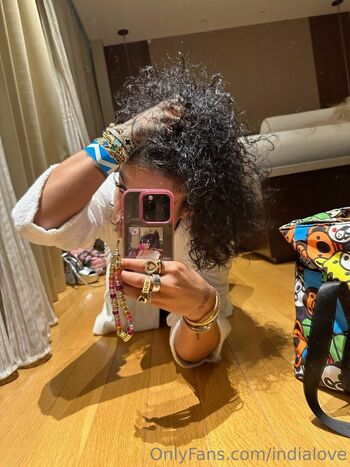 Full leaked Indialove private onlyfans photo