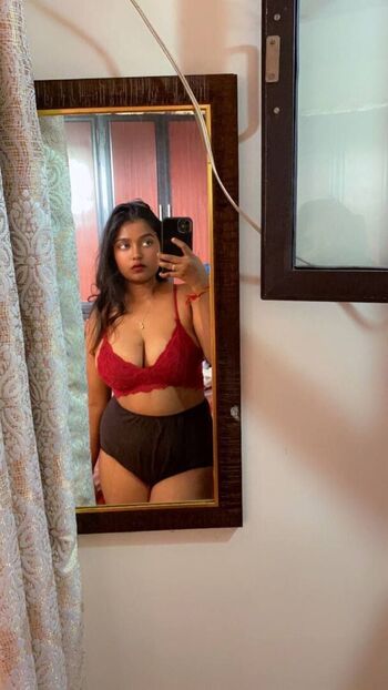 Full leaked Indian naughty stuff page private onlyfans photo