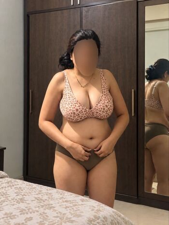 Full leaked Indian naughty stuff page private onlyfans photo