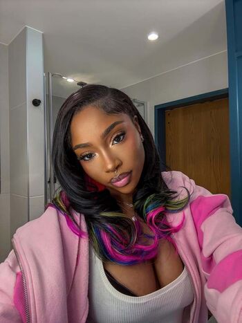 Full leaked Indiyah polack private onlyfans photo