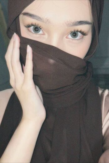 Full leaked Indonesian girls page private onlyfans photo