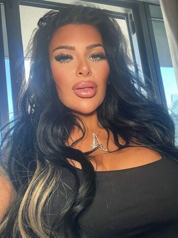 Full leaked Inked dolly private onlyfans photo
