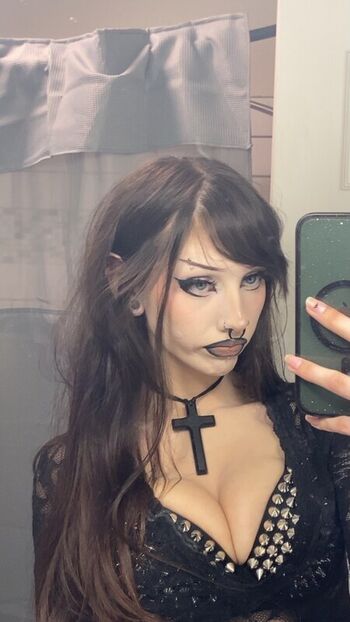 Full leaked Ipukeglitter private onlyfans photo