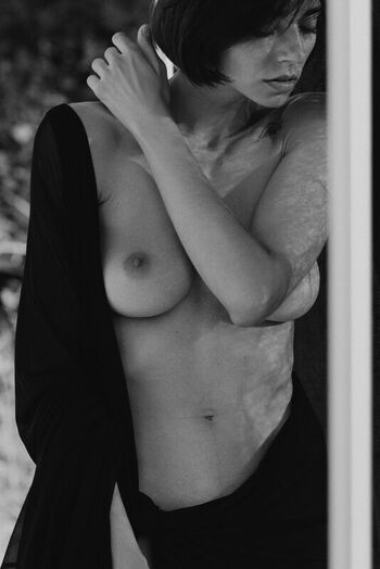Full leaked Ireenel page private onlyfans photo