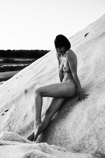 Full leaked Ireenel page private onlyfans photo