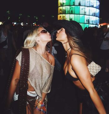 Full leaked Iris kendal private onlyfans photo