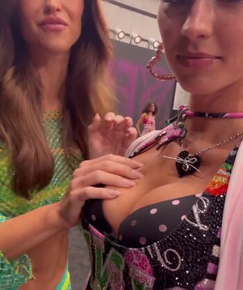 Full leaked Iris law private onlyfans photo