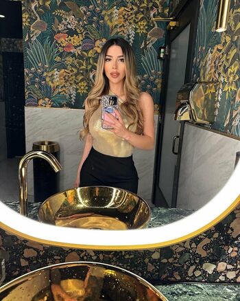 Full leaked Isa monique hurtado page private onlyfans photo