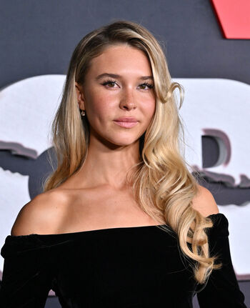 Full leaked Isabel may page private onlyfans photo