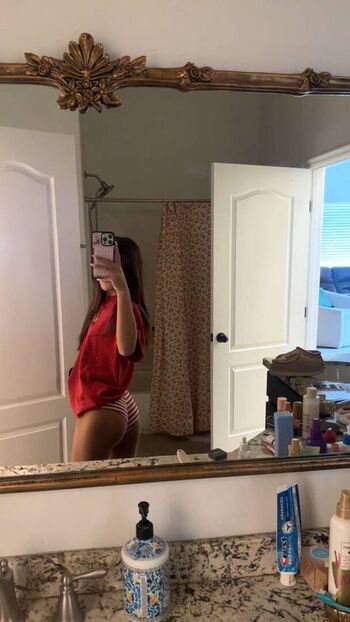 Full leaked Isabella baylee private onlyfans photo